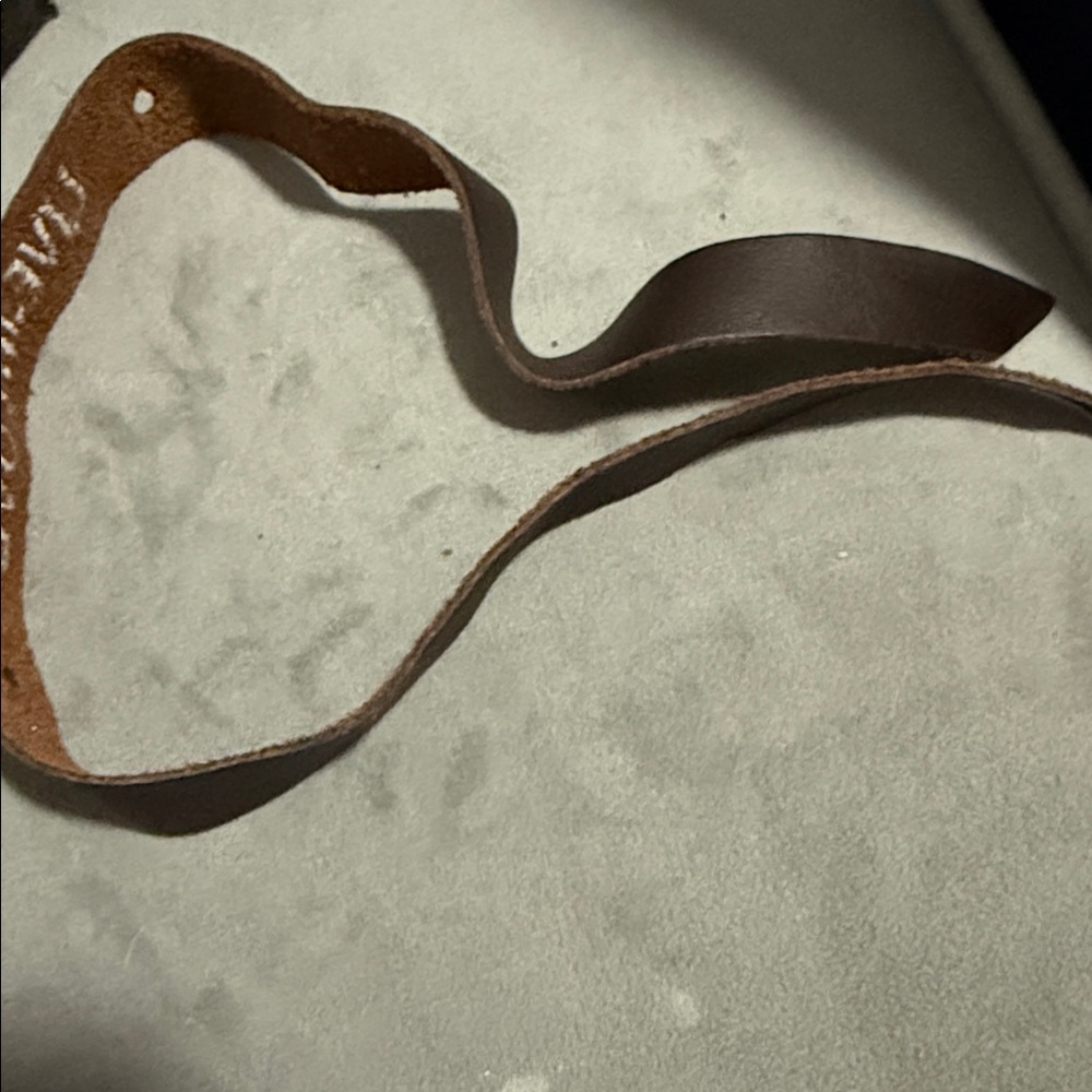 Dark Brown Suede Bracelet with 'Live in Love' Embroidery BRAND NEW - Lucky Brand - Picture 3 of 3